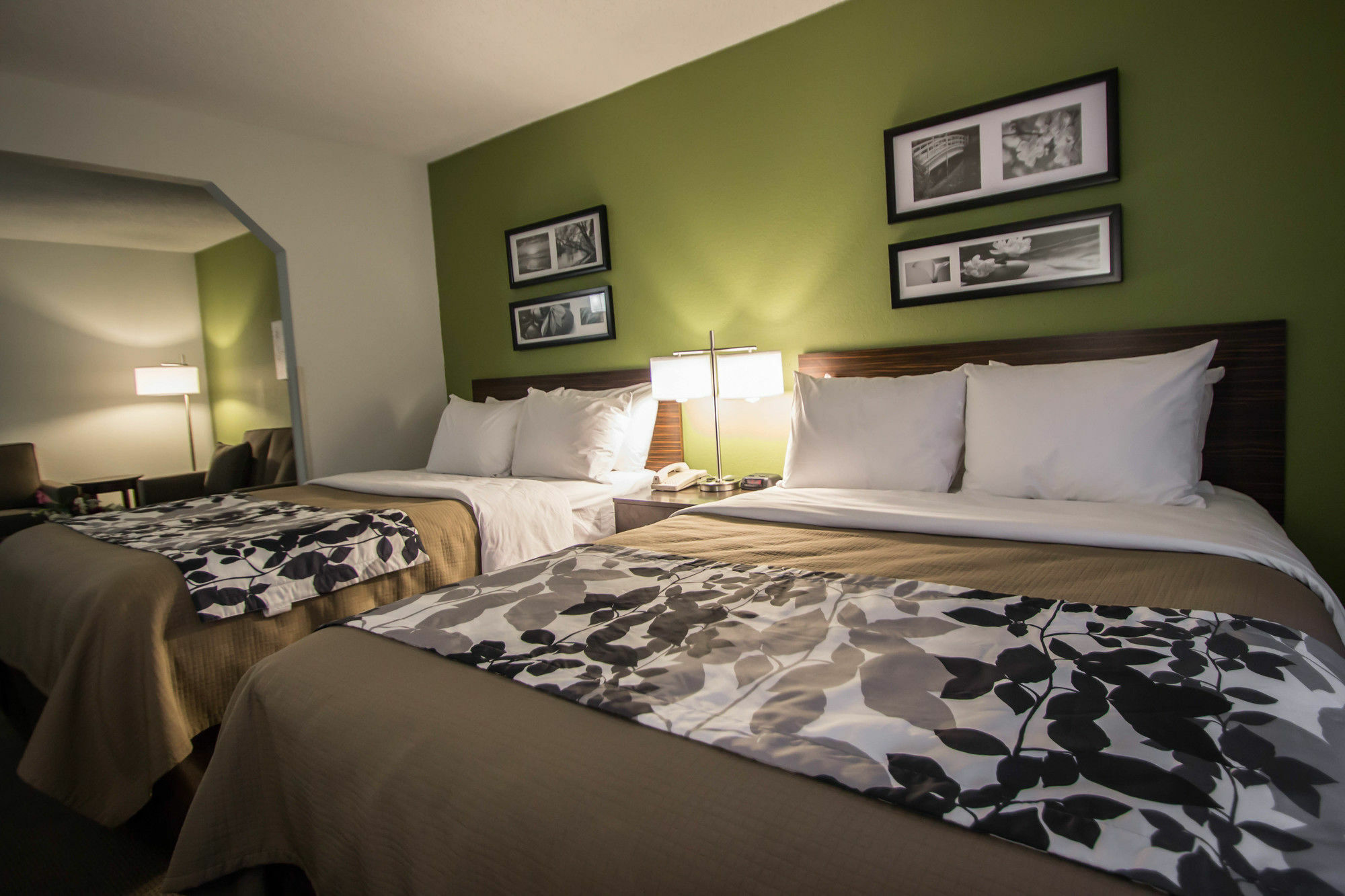 Sleep Inn & Suites Dania Beach Exterior photo